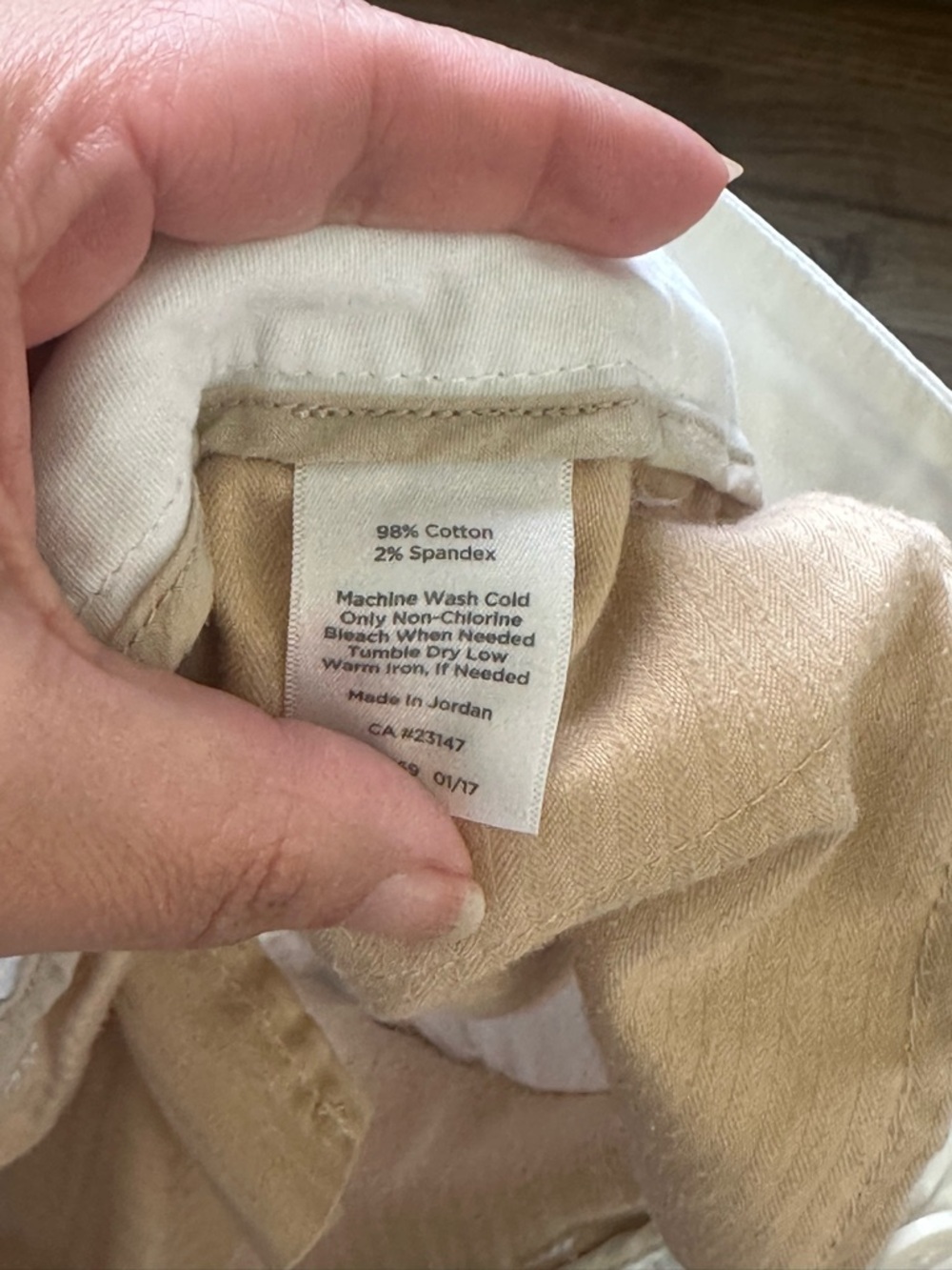 Talbots The Perfect Shorts White Mid-Length Pull-On Bermuda Shorts - Picture 9 of 12